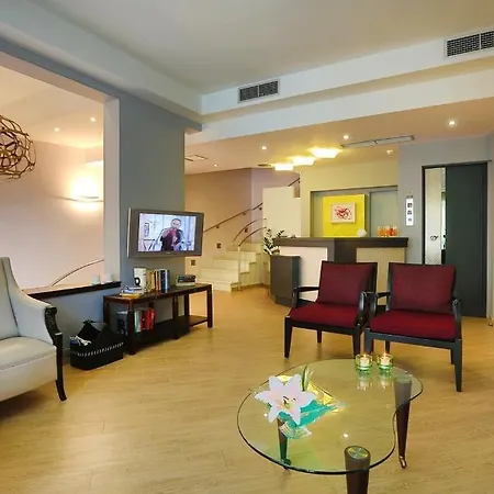 ίλιον 3* Λουτρά Αιδηψού